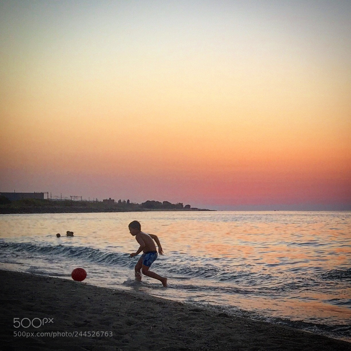 Apple iPhone 6 sample photo. Playful sunset photography