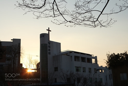 Canon EF 24-70mm F2.8L USM sample photo. The church photography