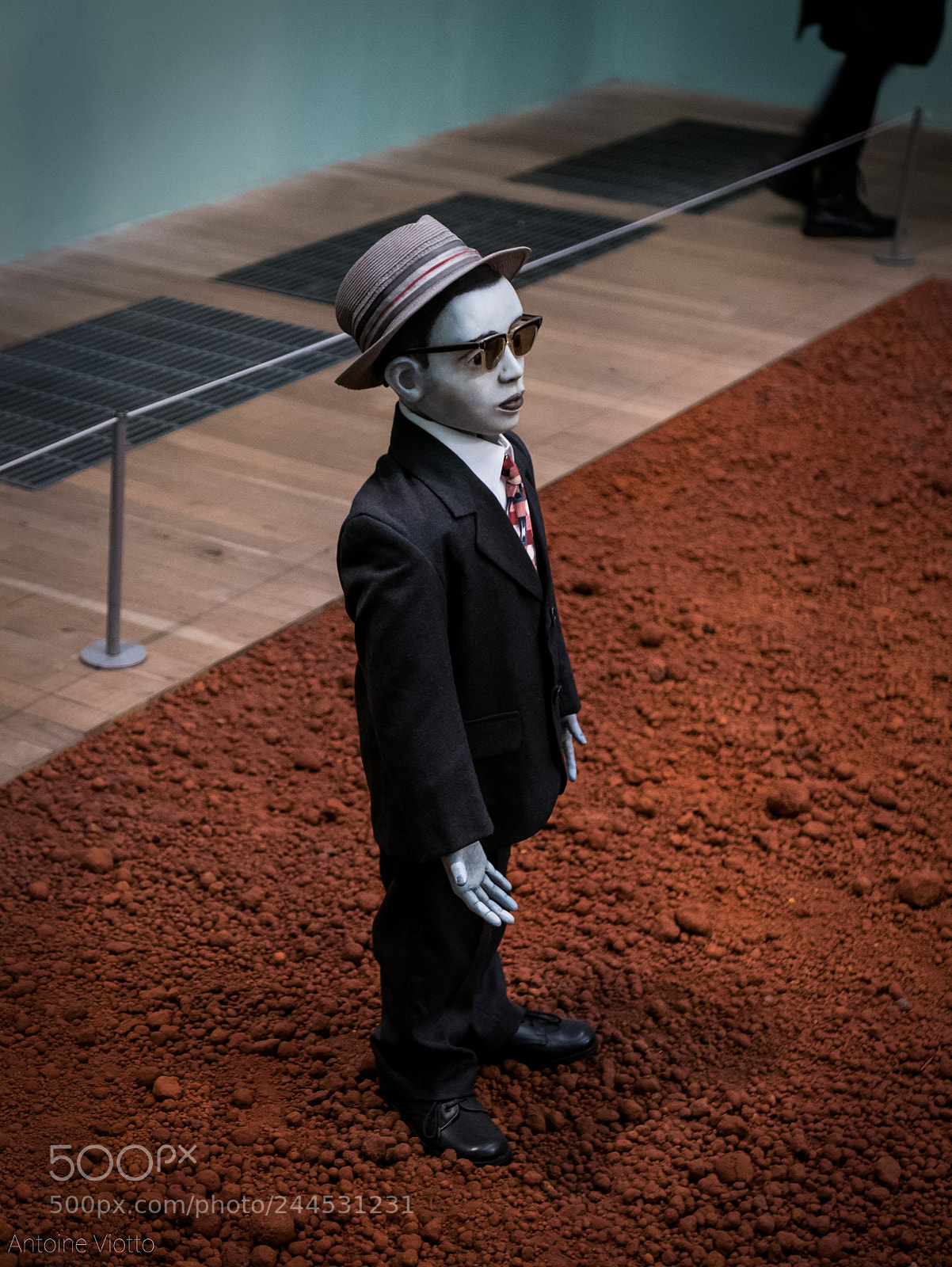 Leica D-Lux (Typ 109) sample photo. Tite modern photography