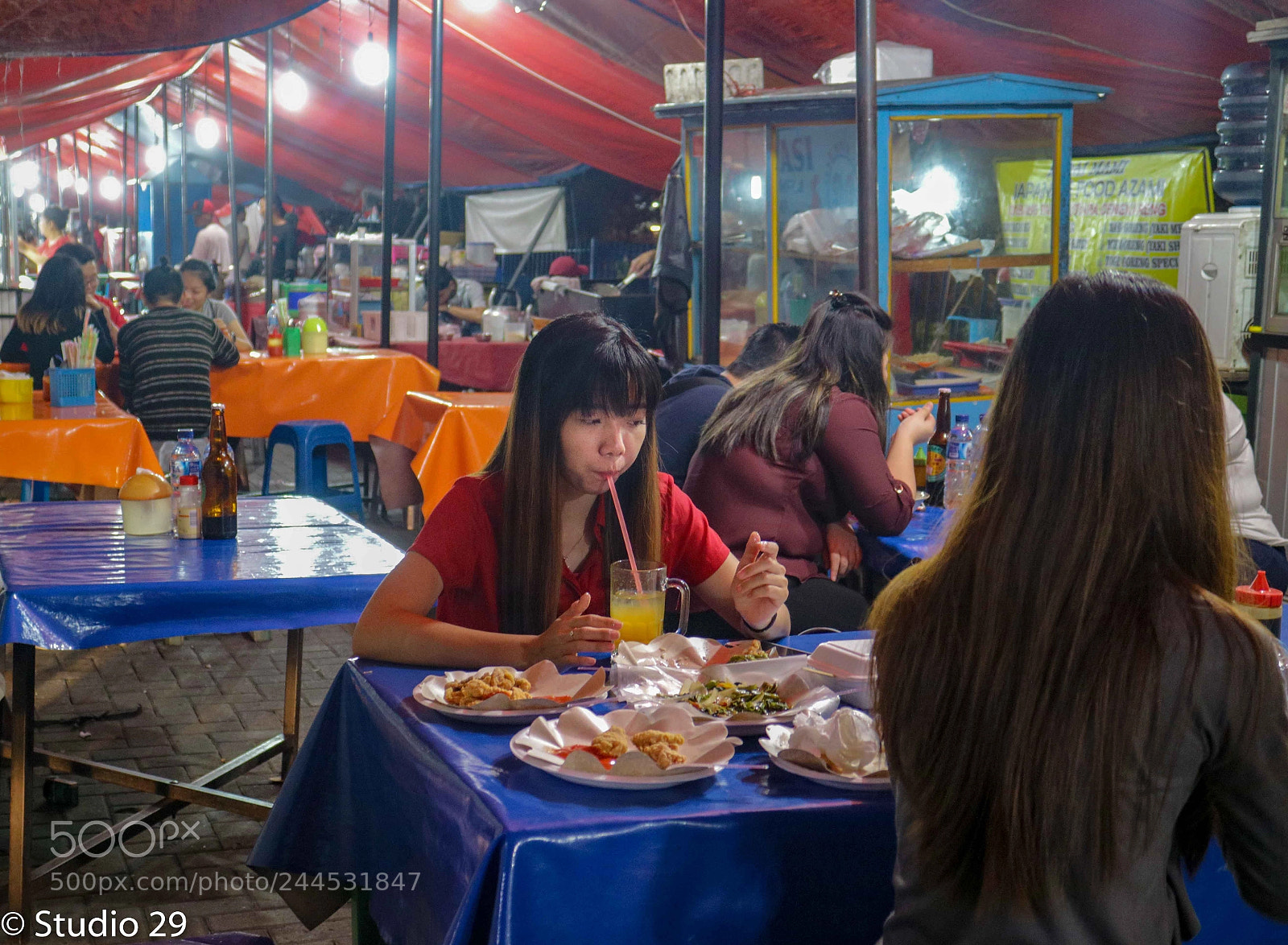 Canon EOS M3 sample photo. Consuming! photography