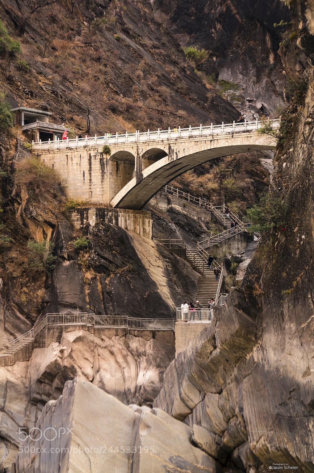 Sony Alpha NEX-5R sample photo. Leaping tiger gorge photography