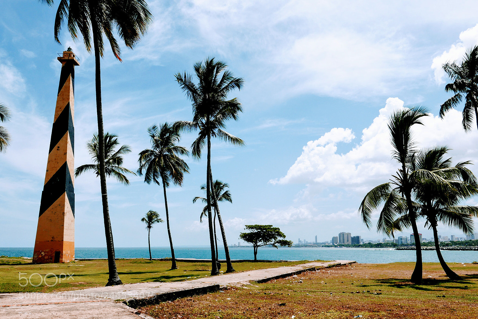 Panasonic Lumix DMC-LX100 sample photo. Santo domingo-rd photography