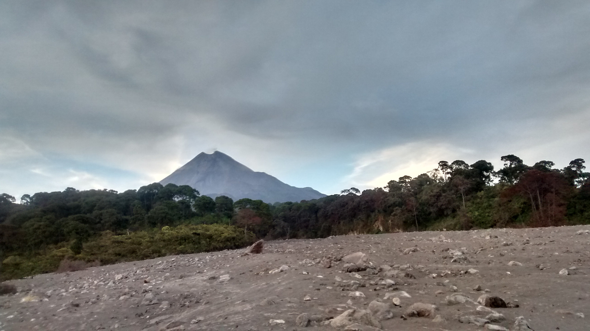Motorola XT1032 sample photo. Volcan de colima photography