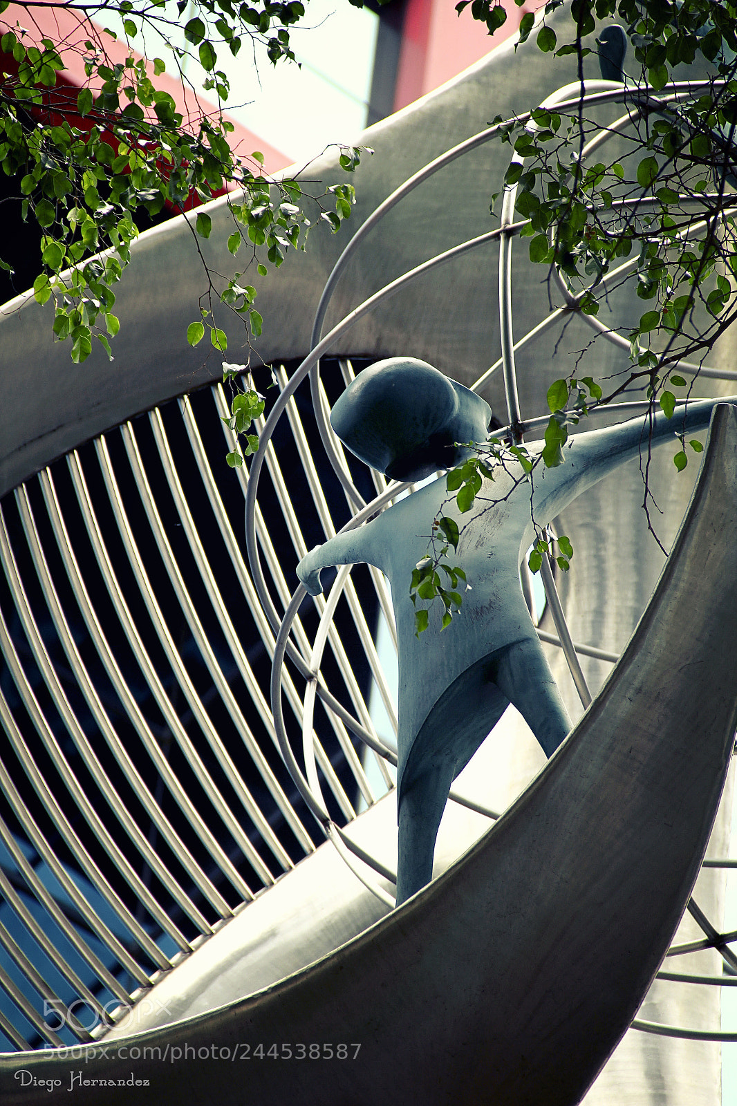 Canon EOS 550D (EOS Rebel T2i / EOS Kiss X4) sample photo. Escultura de niño photography