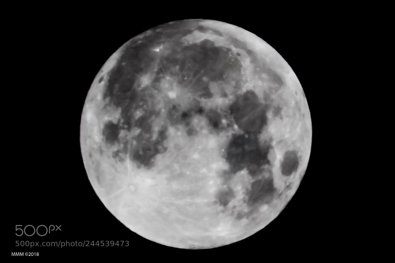 Canon EOS 77D (EOS 9000D / EOS 770D) sample photo. 1st ever moon photography