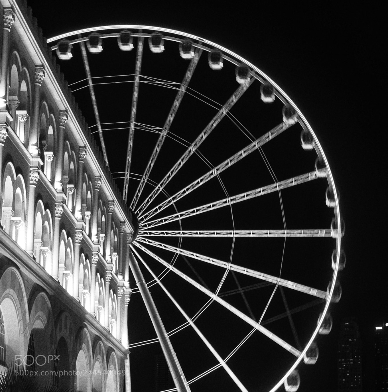 Olympus OM-D E-M5 II sample photo. Spokes photography