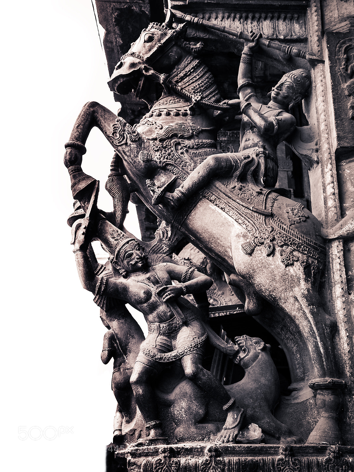 Canon EOS 550D (EOS Rebel T2i / EOS Kiss X4) sample photo. Meenakshi temple photography
