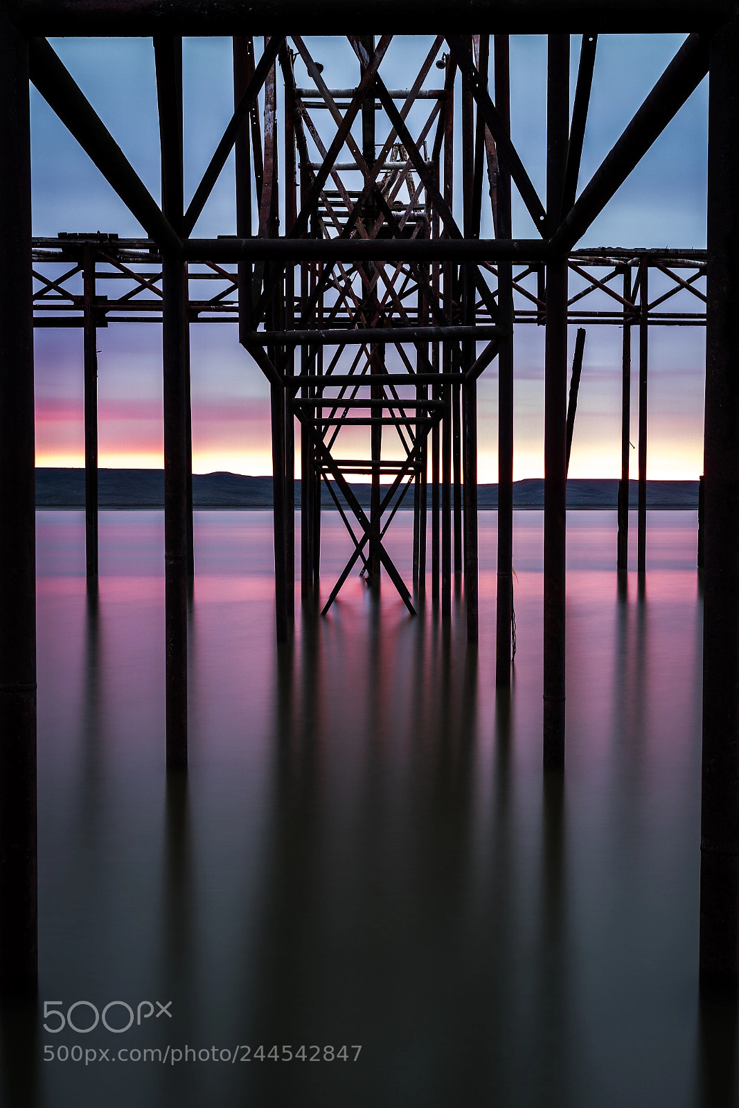 Sony ILCA-77M2 sample photo. Muelle río gallegos photography