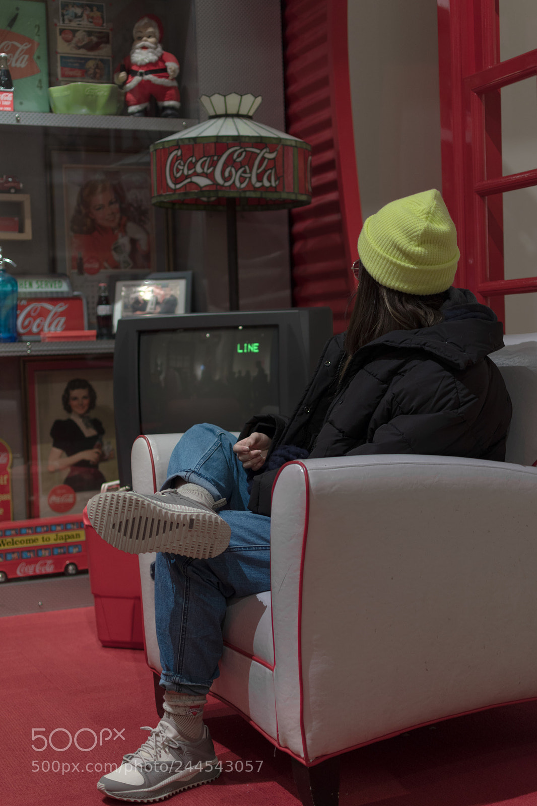 Nikon D5600 sample photo. Chilling with coke photography
