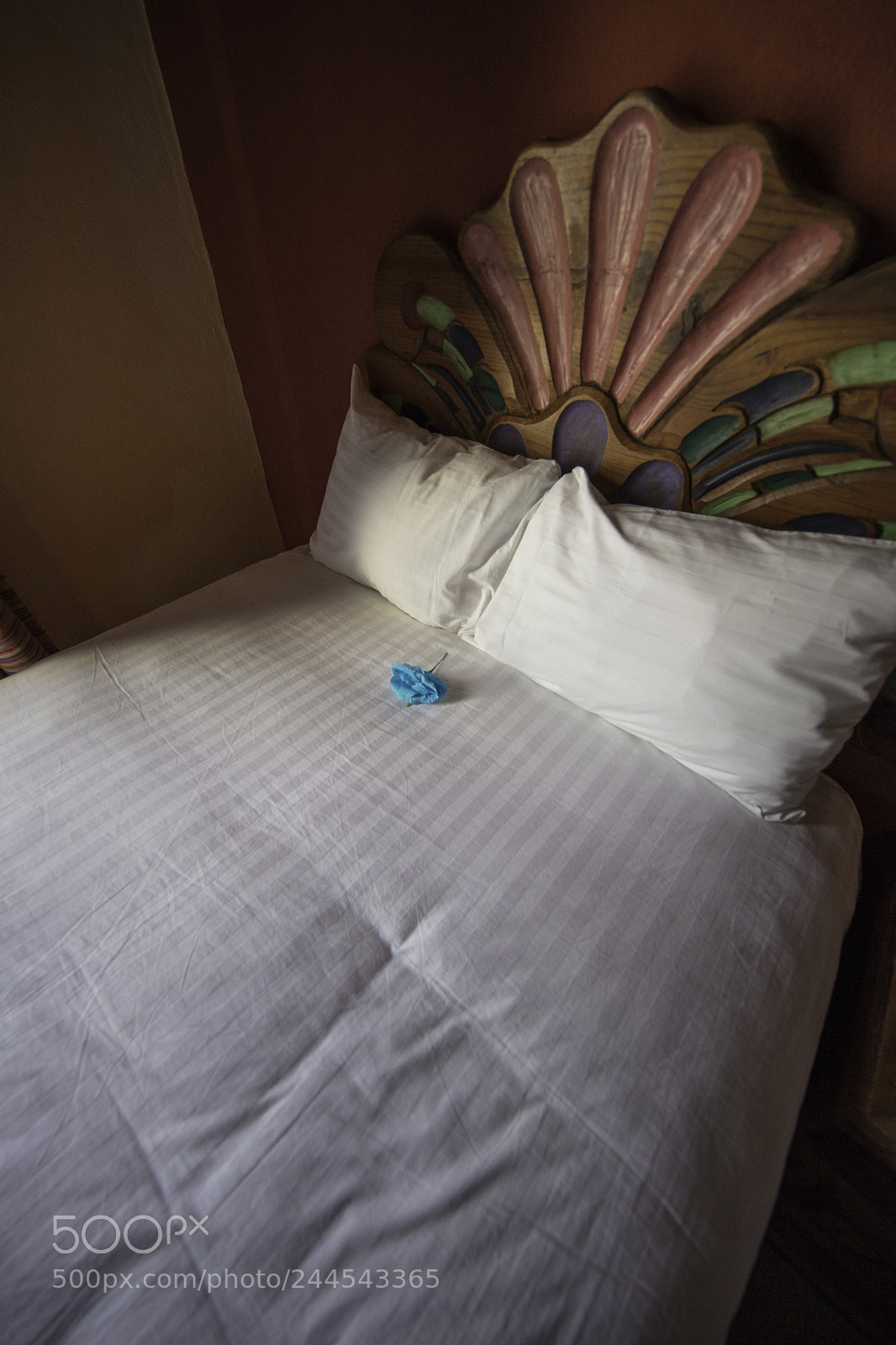 Canon EOS 5DS sample photo. Posada dell hidalgo bed photography