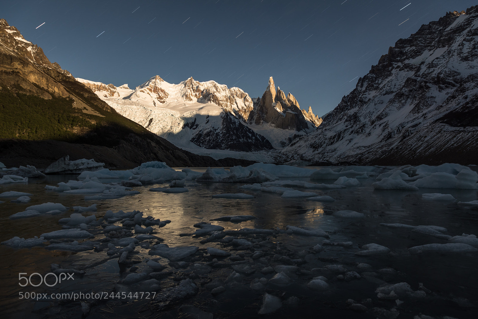 Sony ILCA-77M2 sample photo. Laguna torre photography
