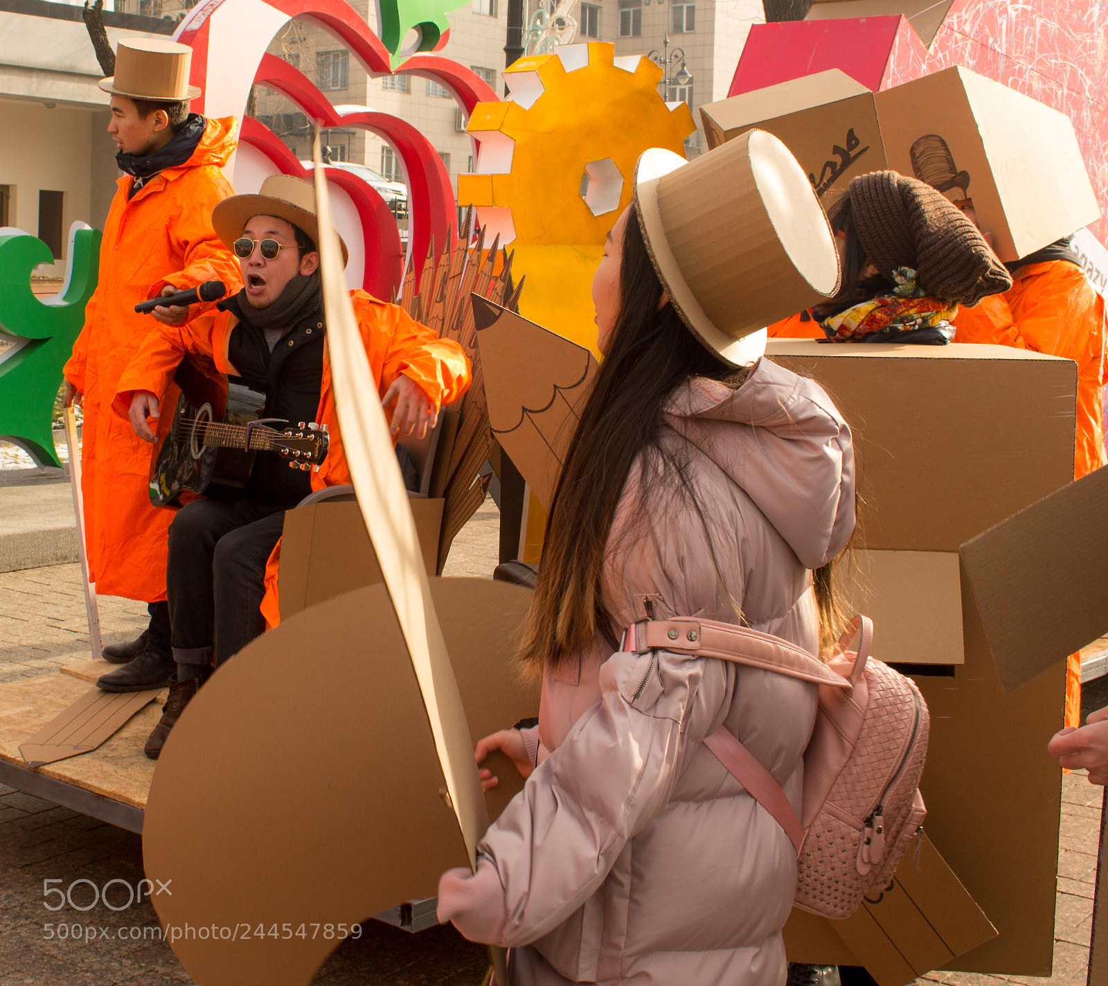 Canon EOS 100D (EOS Rebel SL1 / EOS Kiss X7) sample photo. Orange musicians photography