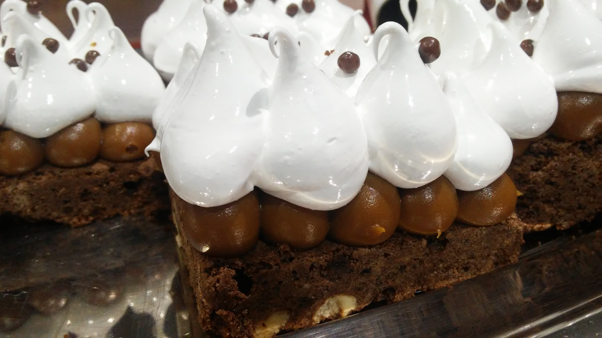 LG G2 MINI sample photo. Brownie con merengue photography
