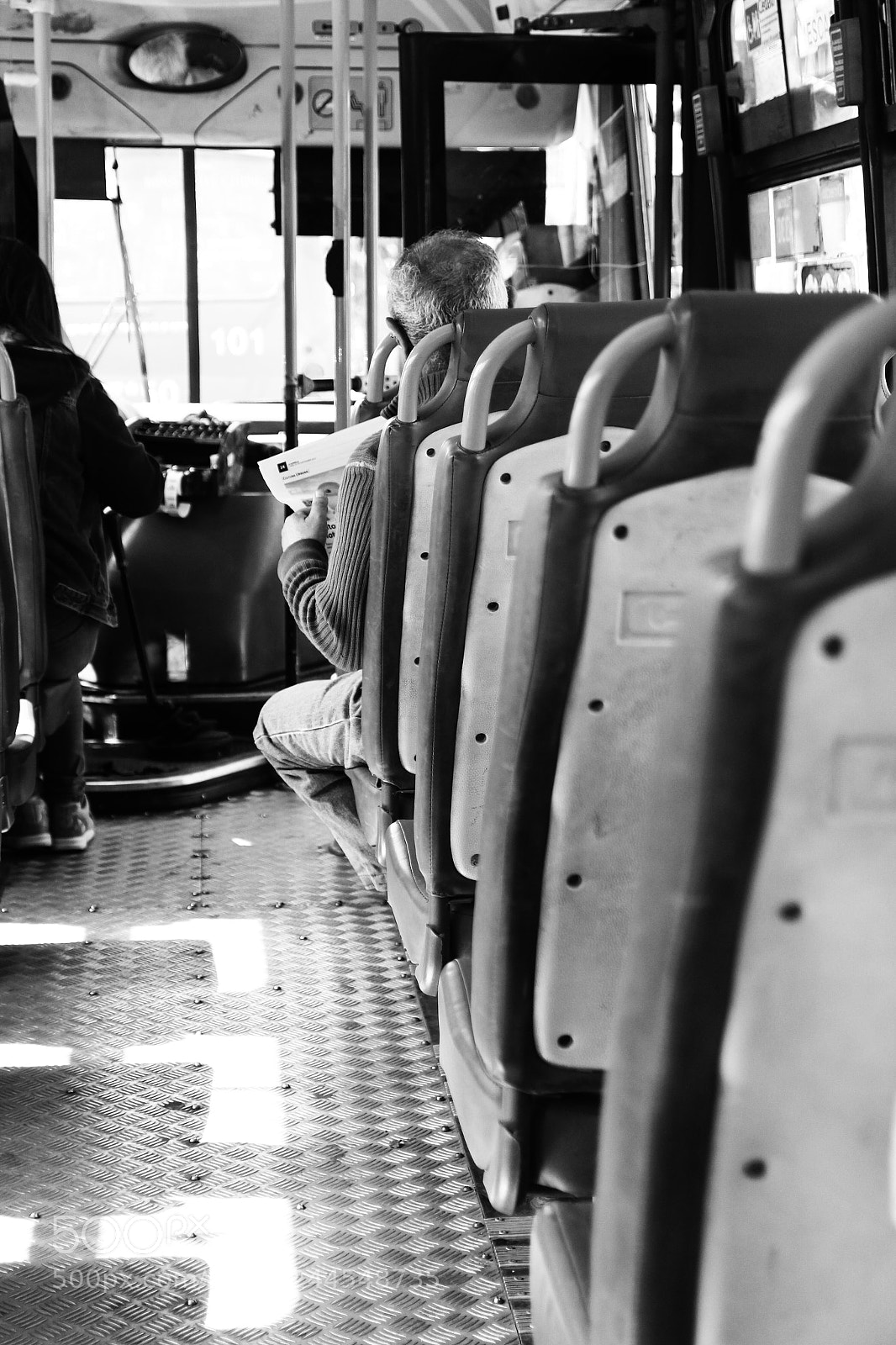 Canon EOS 700D (EOS Rebel T5i / EOS Kiss X7i) sample photo. Inside the bus photography