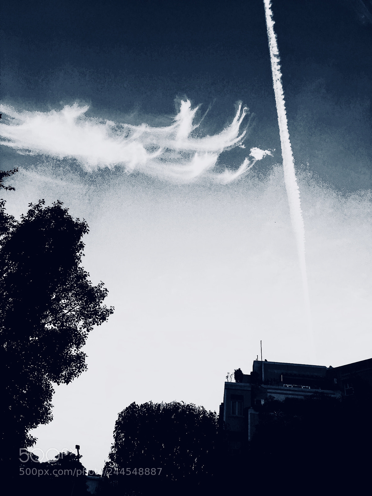 Apple iPhone sample photo. Painting the sky photography