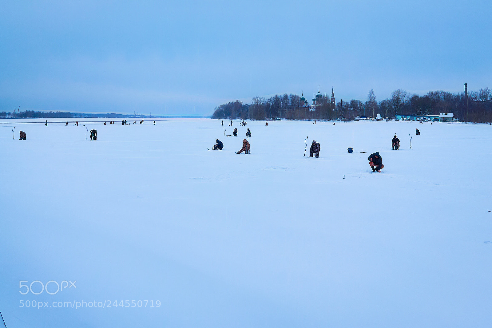 Canon EOS 1100D (EOS Rebel T3 / EOS Kiss X50) sample photo. Ice fishermen photography