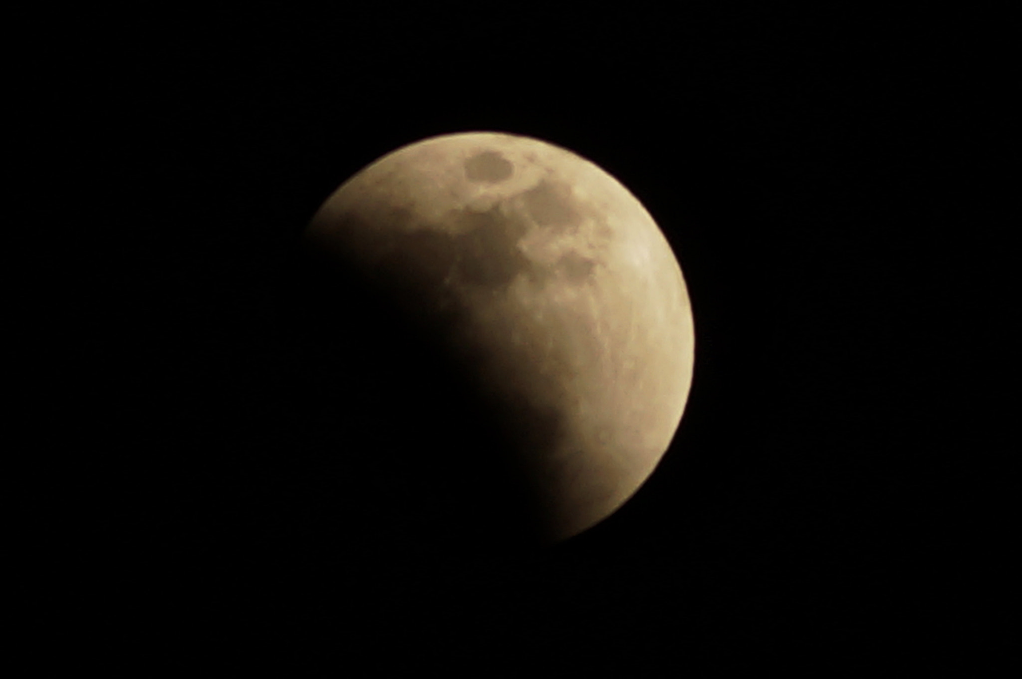 Sony DT 55-200mm F4-5.6 SAM sample photo. 2018　super blue blood moon photography