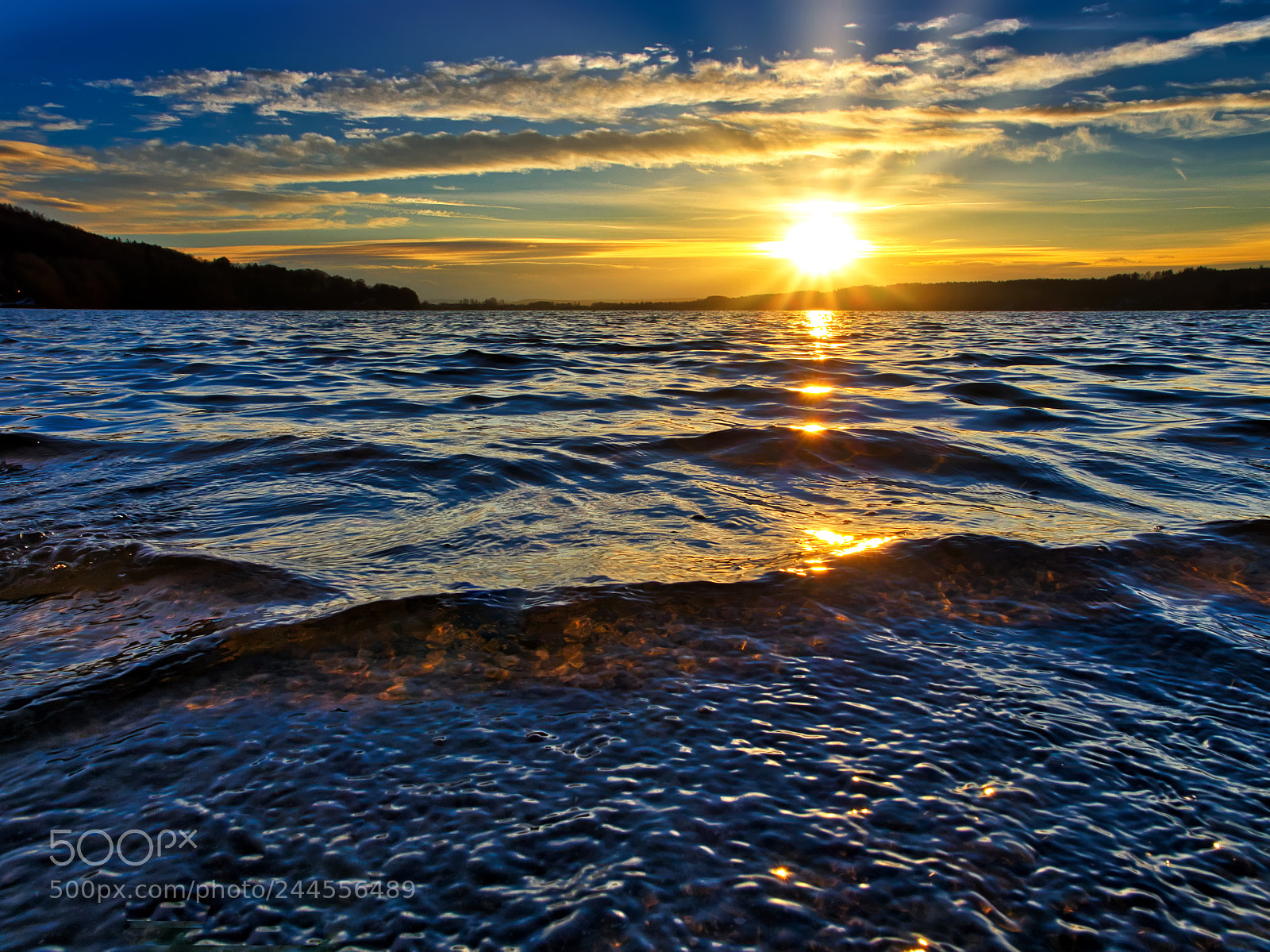 Olympus OM-D E-M10 III sample photo. Golden waters photography