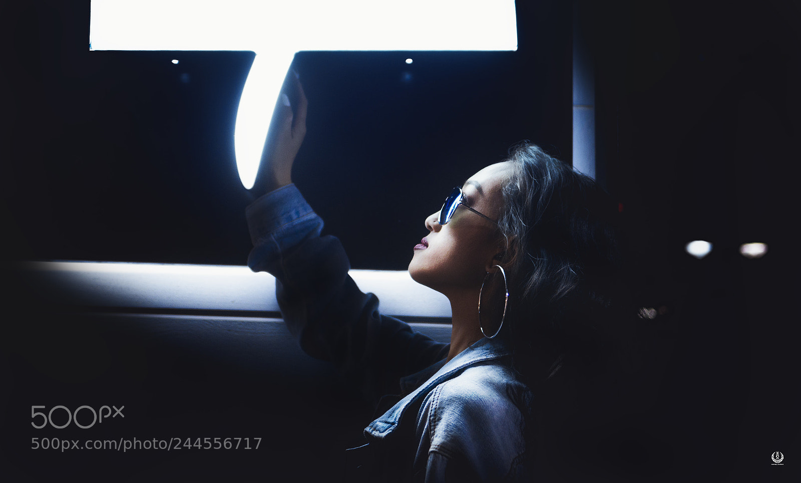 Sony a6500 sample photo. Playing with light photography
