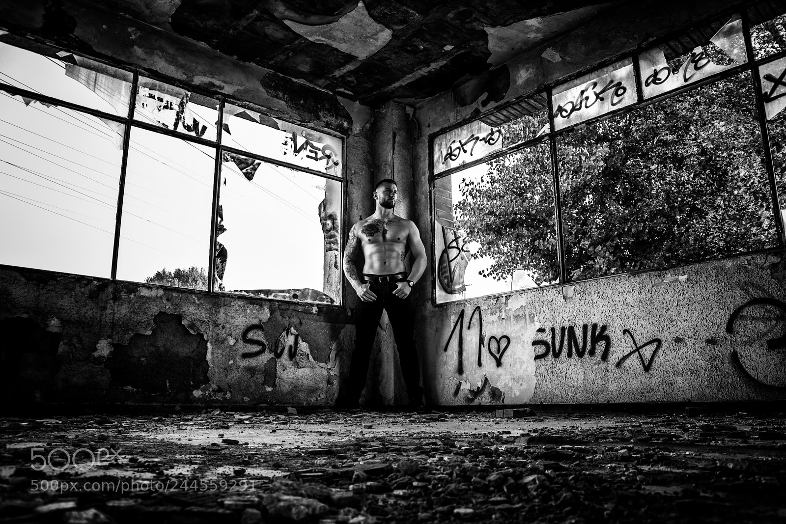 Samsung NX300 sample photo. Ruins photography