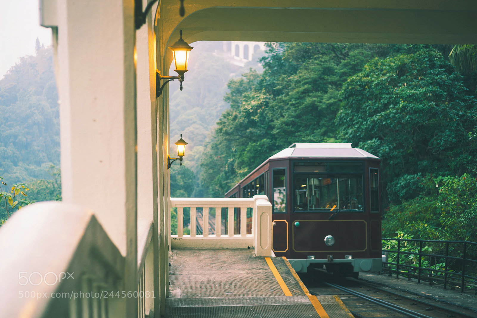 Sony a7 II sample photo. Halfway upon the peak photography