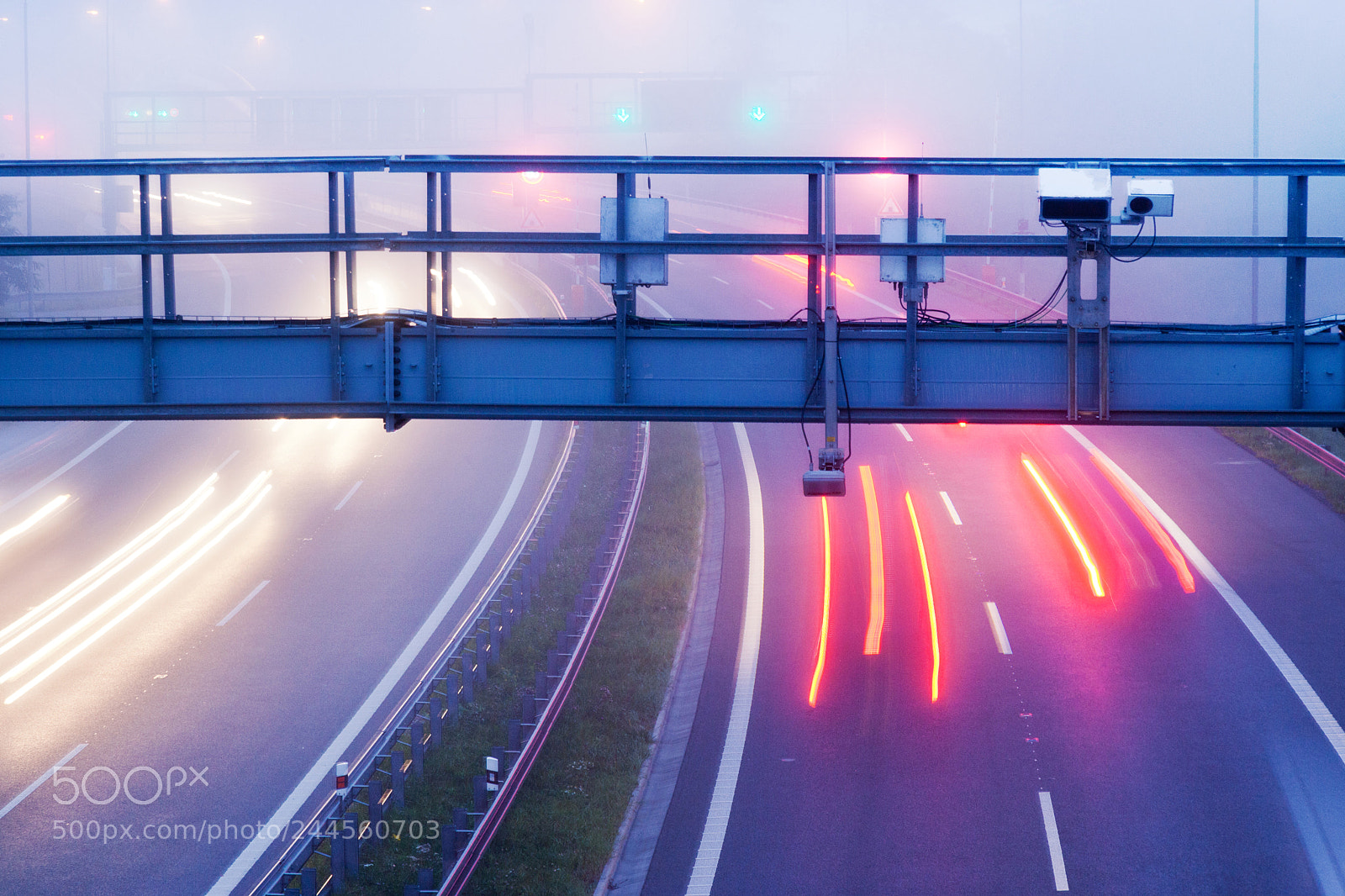 Canon EOS-1Ds Mark II sample photo. City expressway, prague, czech photography