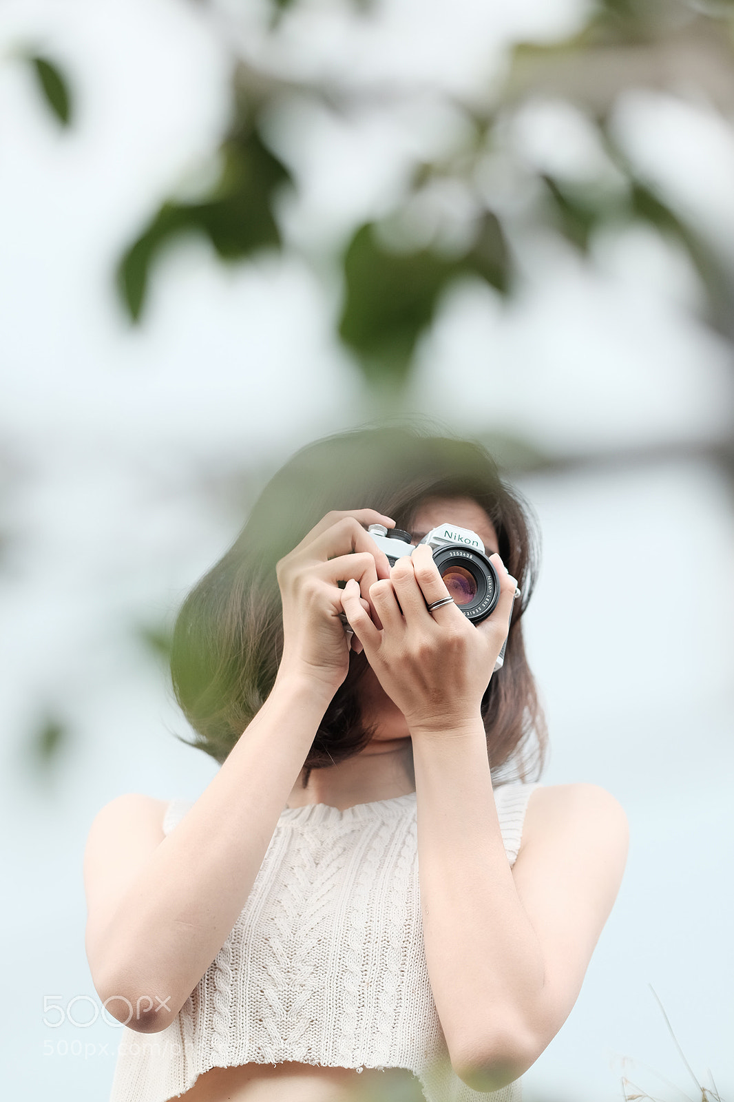 Fujifilm X-E2S sample photo. Girl and film photography