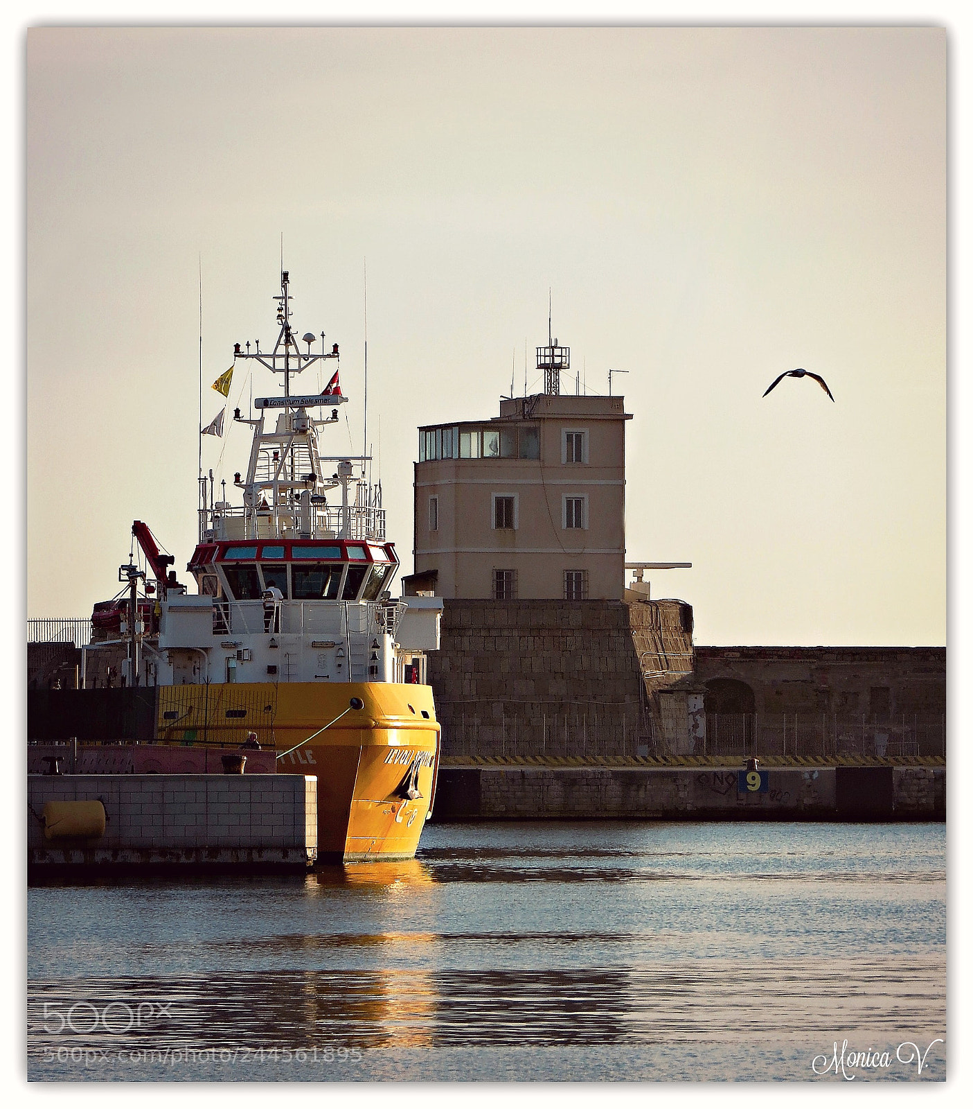 Canon PowerShot SX50 HS sample photo. Al porto photography