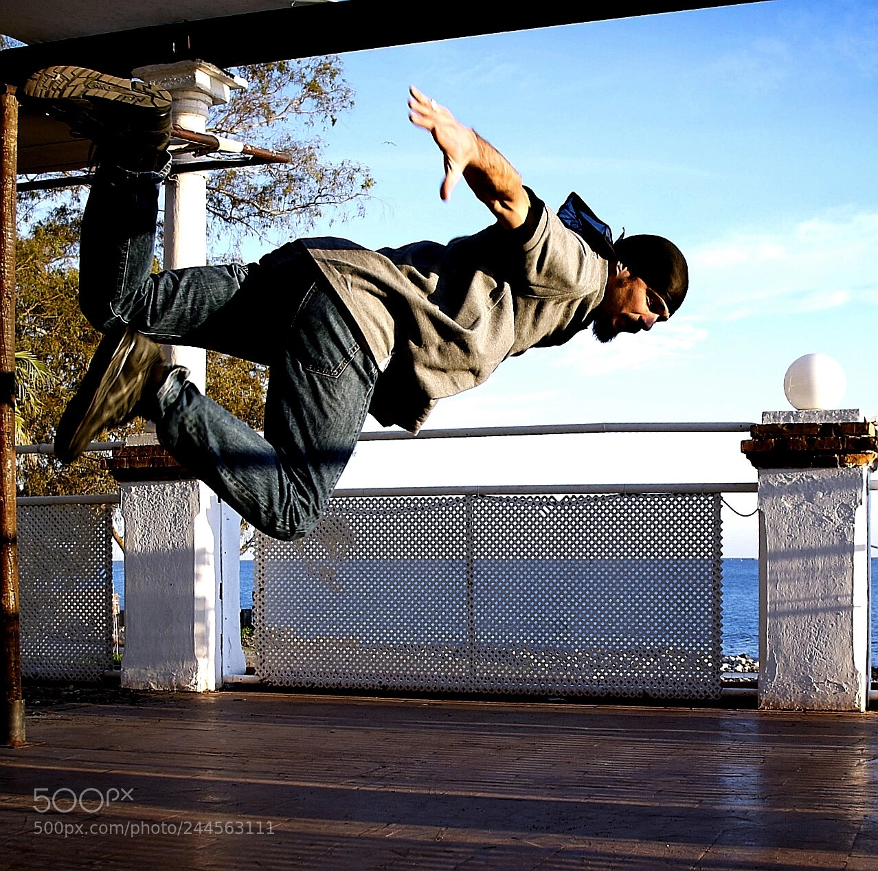 Canon EOS 7D Mark II sample photo. The flaying breakers photography