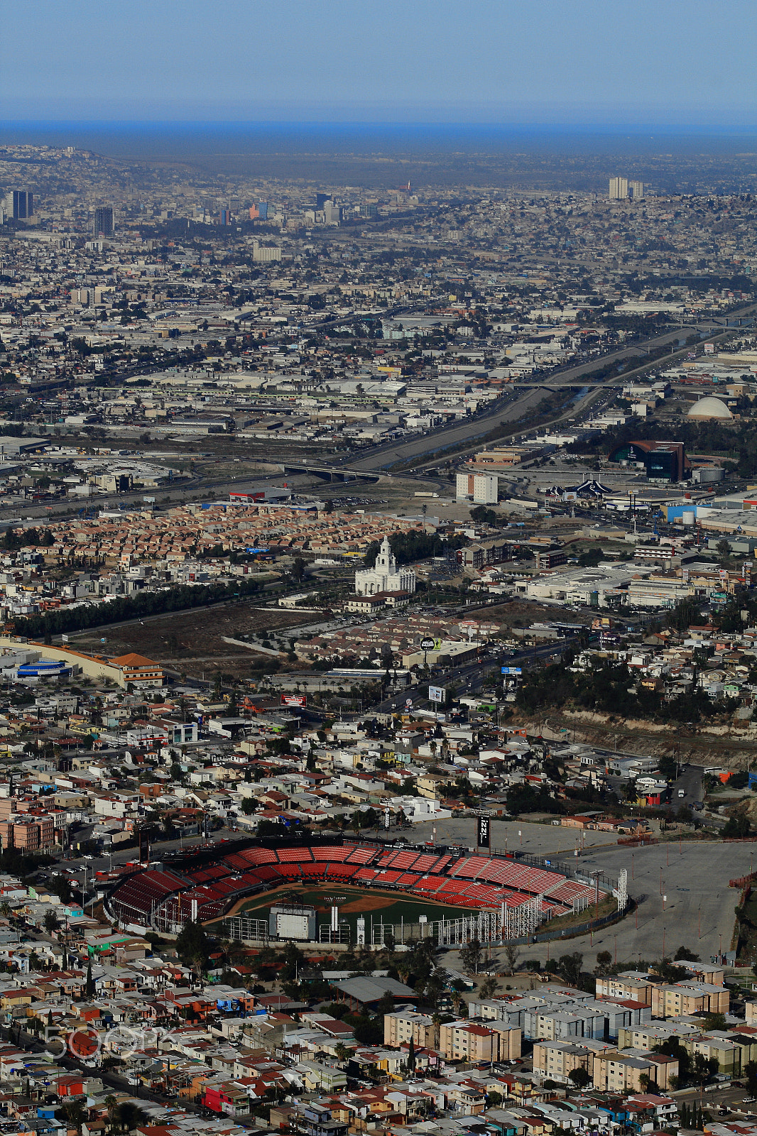 Canon EOS 1300D (EOS Rebel T6 / EOS Kiss X80) + EF75-300mm f/4-5.6 sample photo. Tijuana desde cerro colorado photography