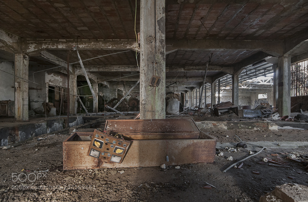 Nikon D300 sample photo. Rivoluzione industriale photography
