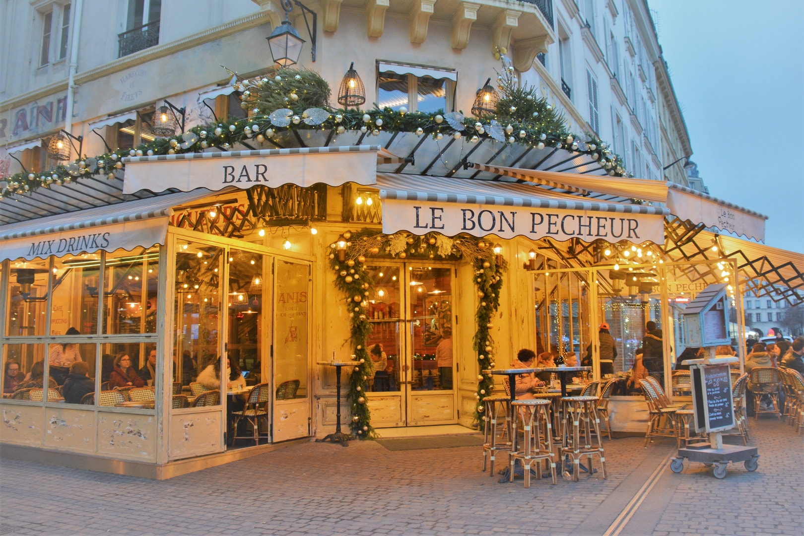 Nikon D7100 sample photo. Paris les halles photography