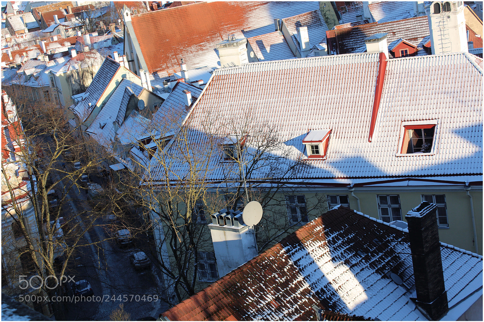 Canon EOS 650D (EOS Rebel T4i / EOS Kiss X6i) sample photo. Winter roofs of tallinn photography