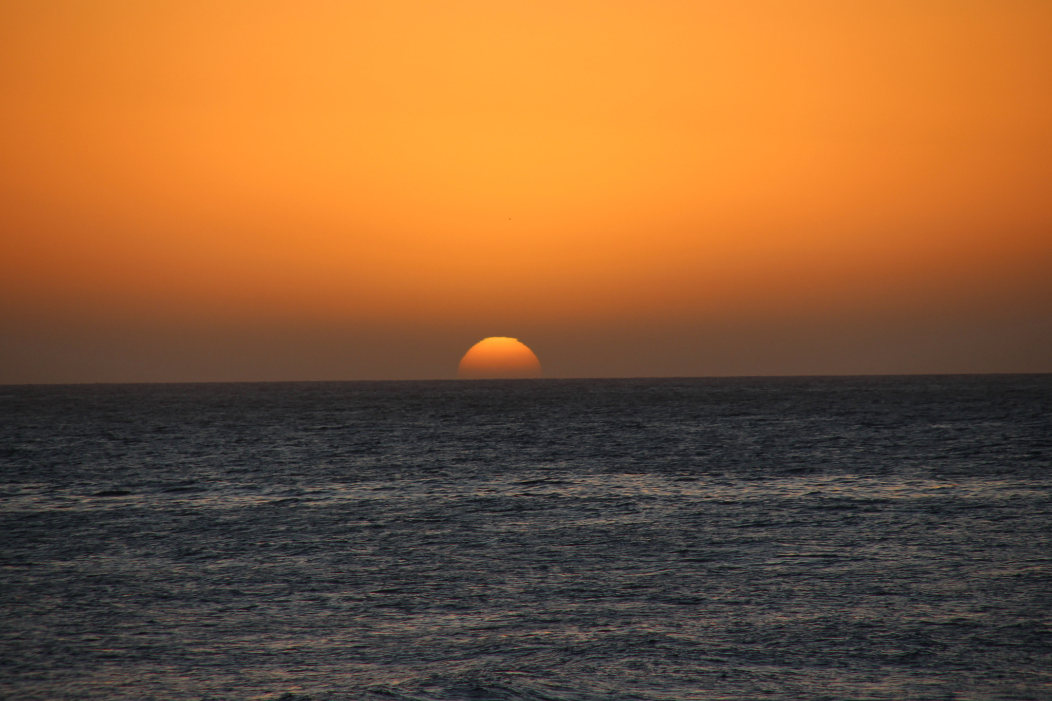 Canon EOS 700D (EOS Rebel T5i / EOS Kiss X7i) sample photo. "trio"; sea, sky and sun photography