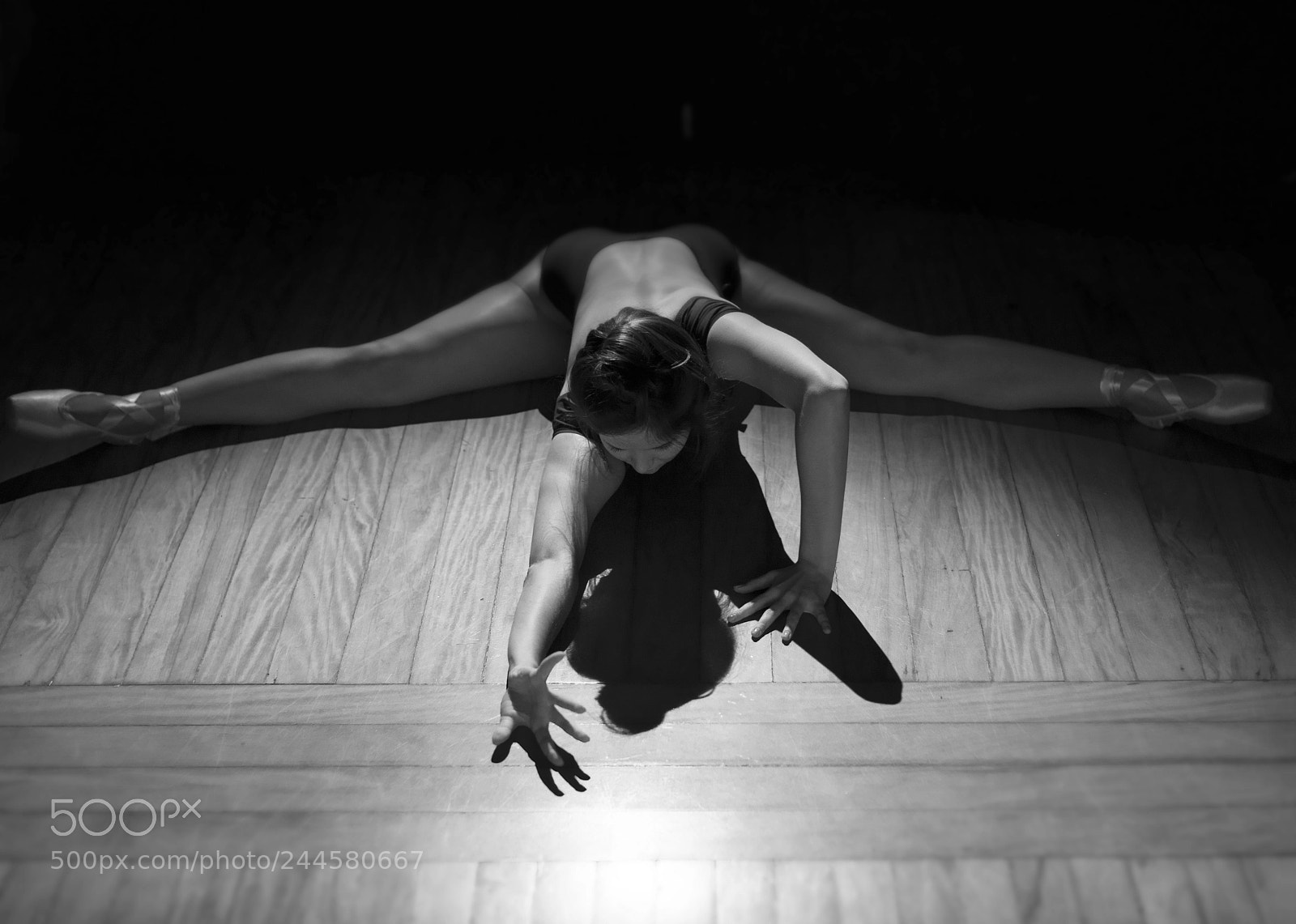 Sony a7R II sample photo. Ballerina in backlight photography