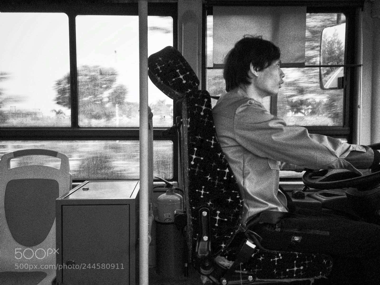 Apple iPhone SE sample photo. Bus driver photography