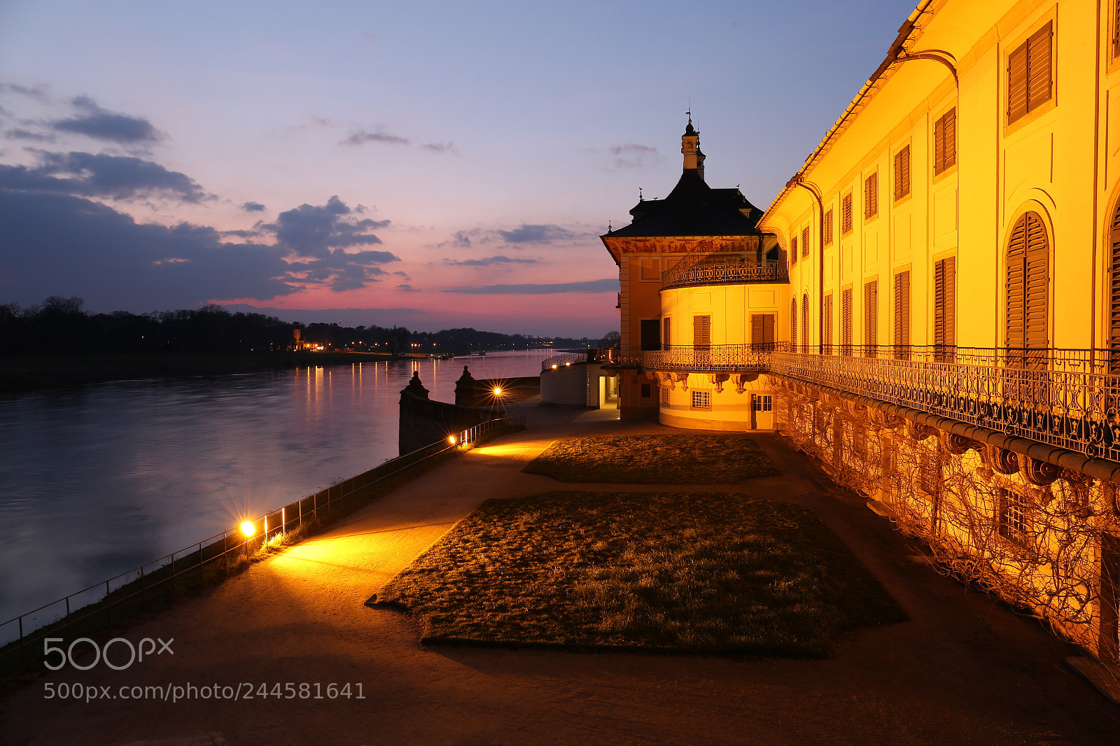 Canon EF 24-70mm F4L IS USM sample photo. Pillnitz at sunset photography