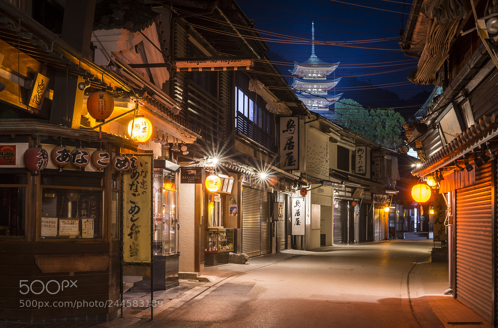 Pentax K-5 IIs sample photo. Late night in miyajima photography