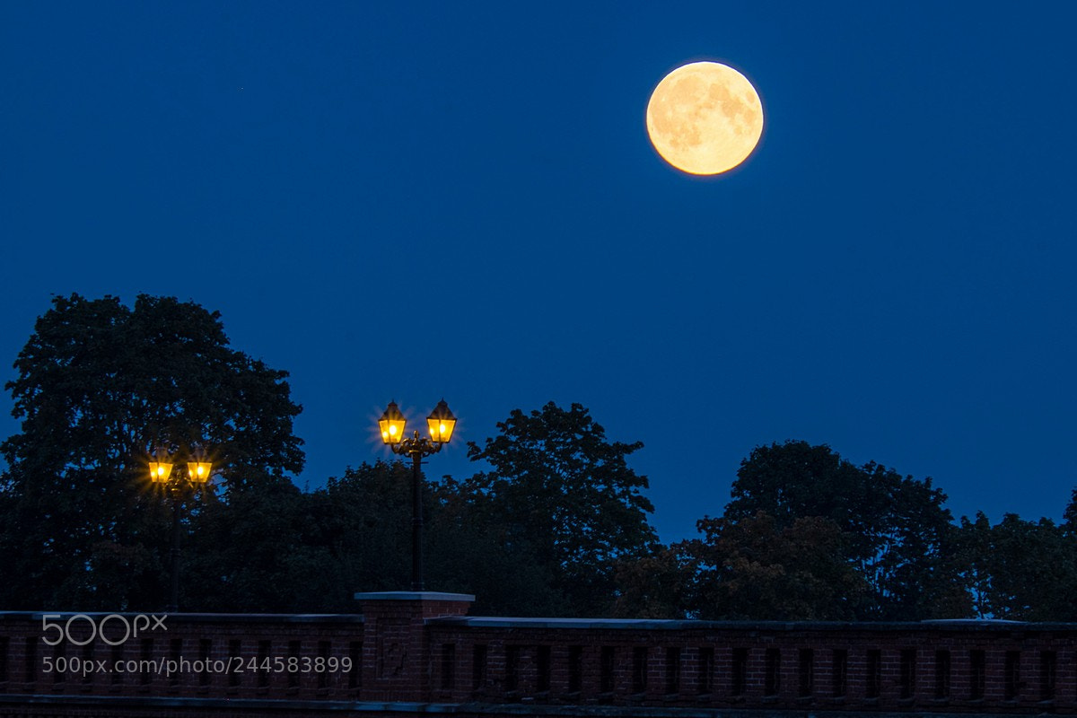 Fujifilm X-E2 sample photo. Super moon over kuldiga photography