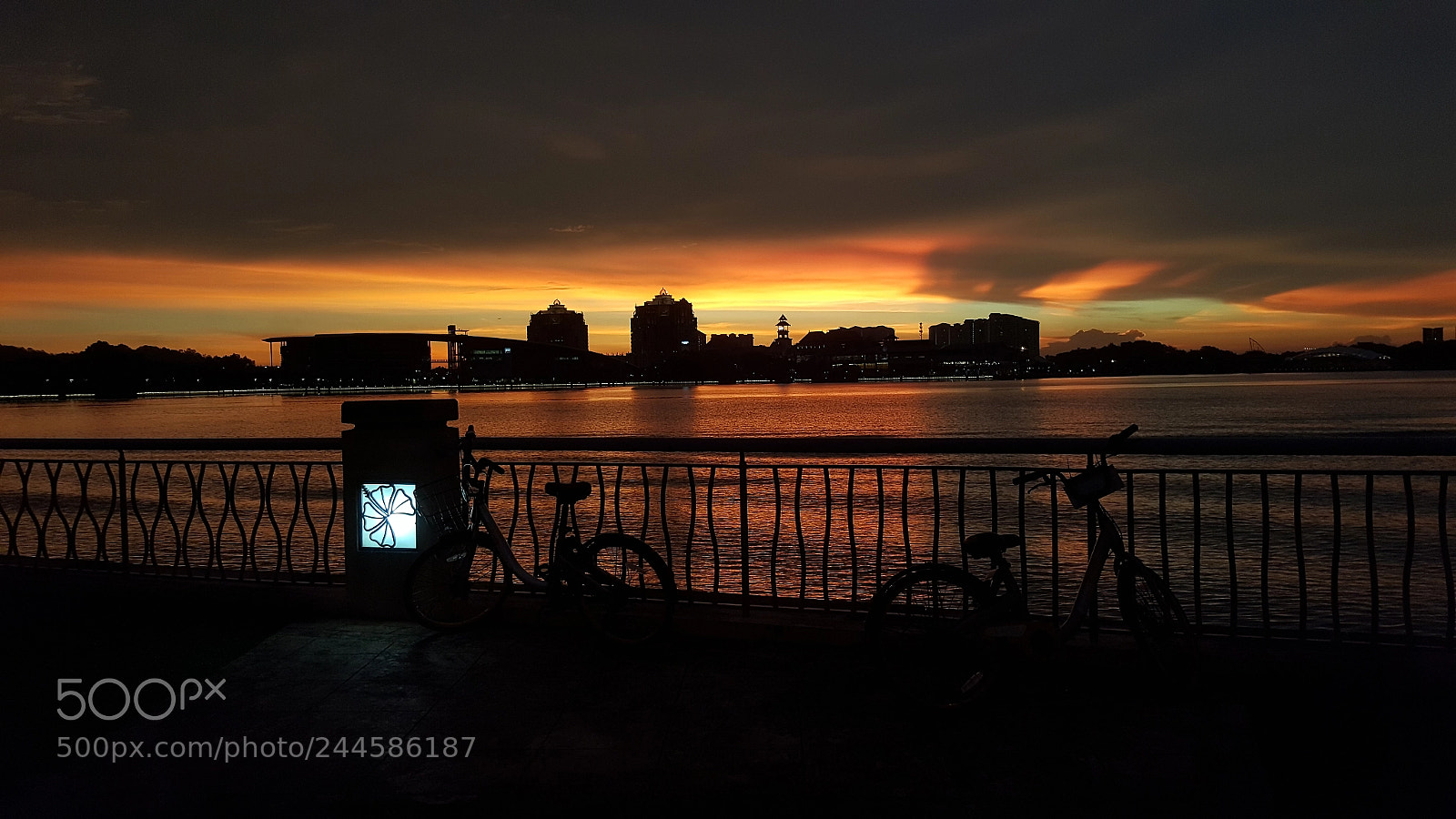 Samsung Galaxy Note5 sample photo. Sunset at putrajaya photography