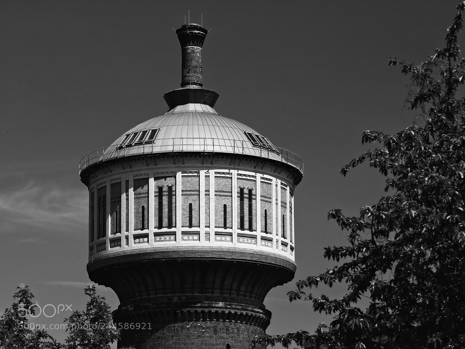 Canon EOS 760D (EOS Rebel T6s / EOS 8000D) sample photo. Water tower photography