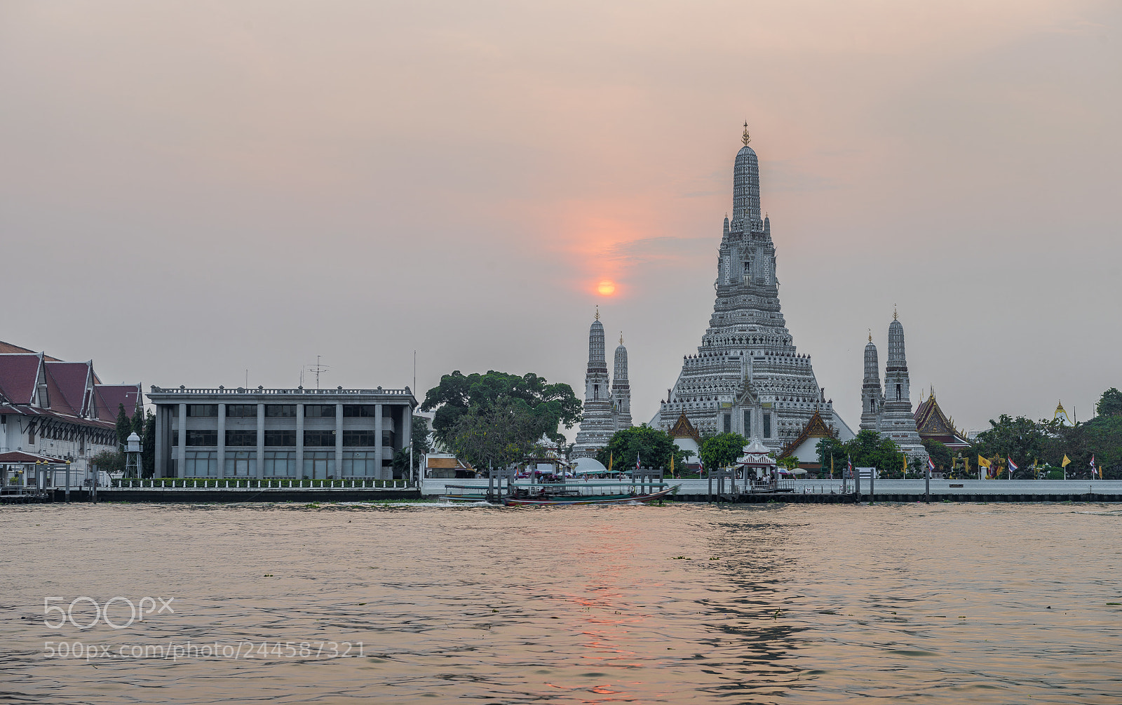 Nikon D800E sample photo. Wat arun ratchawararam ratchawaramahawihan photography