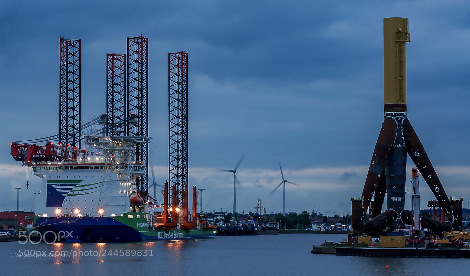 Sony Alpha NEX-6 sample photo. Offshore photography