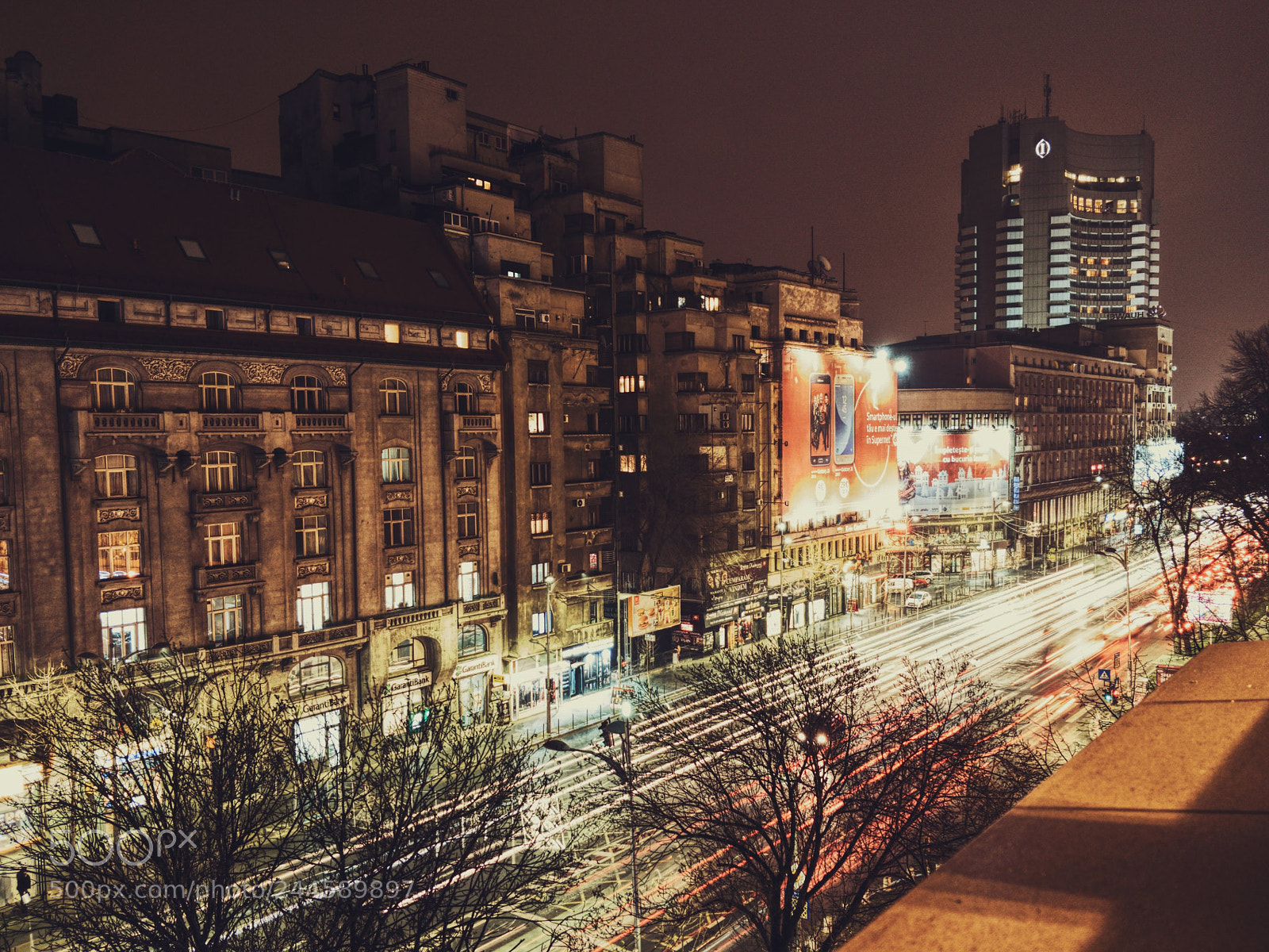 OnePlus 5T sample photo. Bucharest at night photography