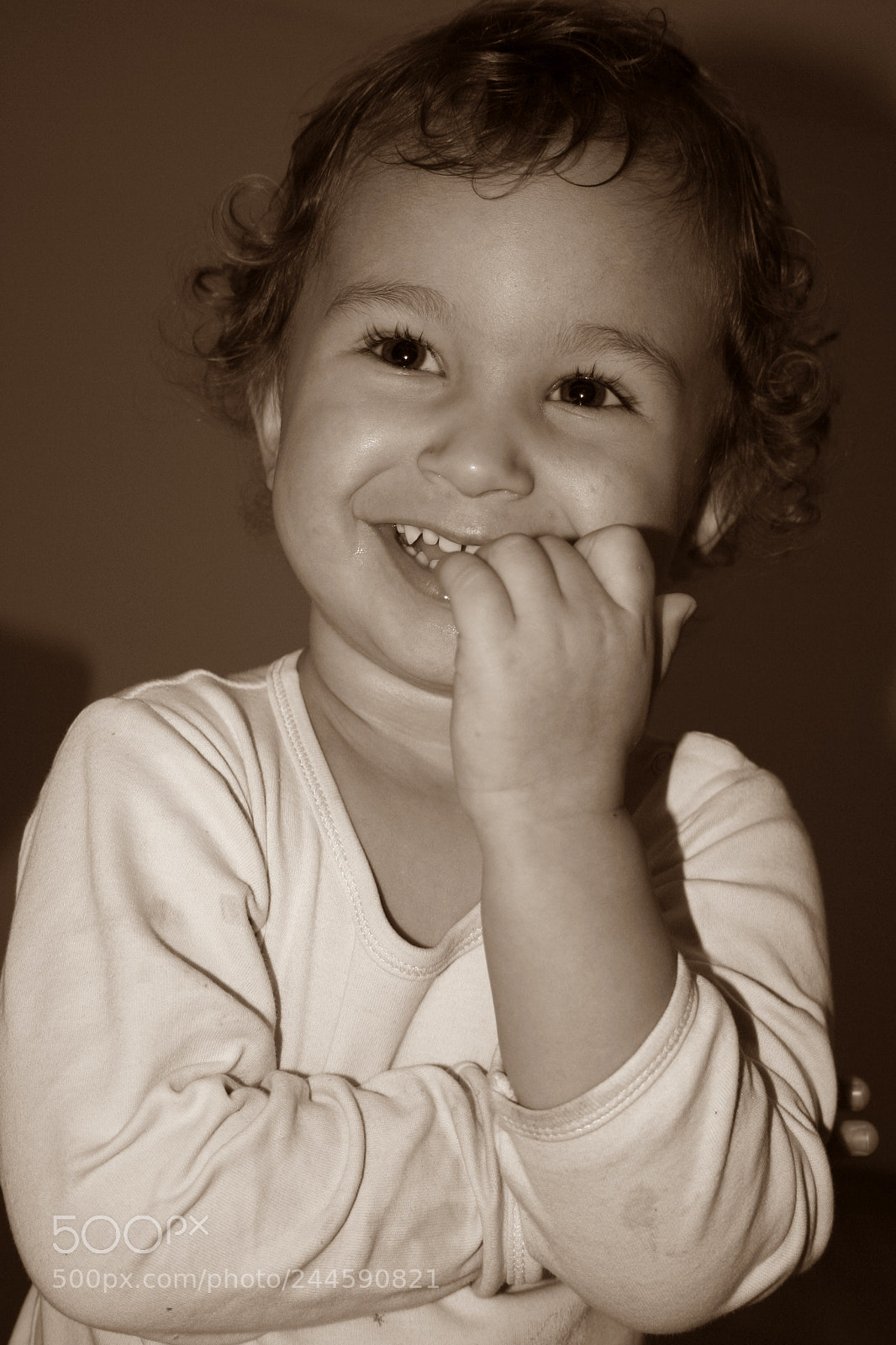 Canon EOS 350D (EOS Digital Rebel XT / EOS Kiss Digital N) sample photo. ...smile... photography