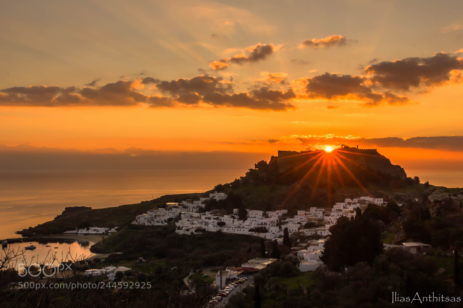 Canon EOS 550D (EOS Rebel T2i / EOS Kiss X4) sample photo. Lindos in the morning photography