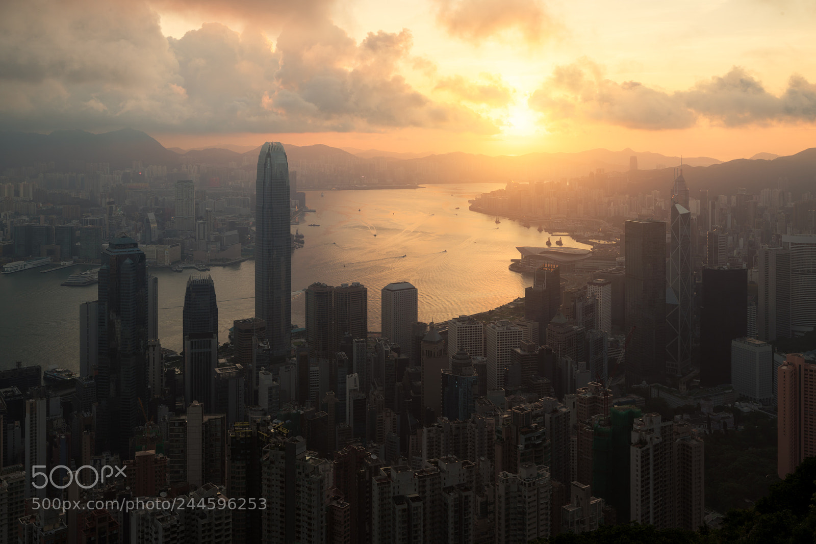 Sony a7R II sample photo. Sunrise over hong kong photography
