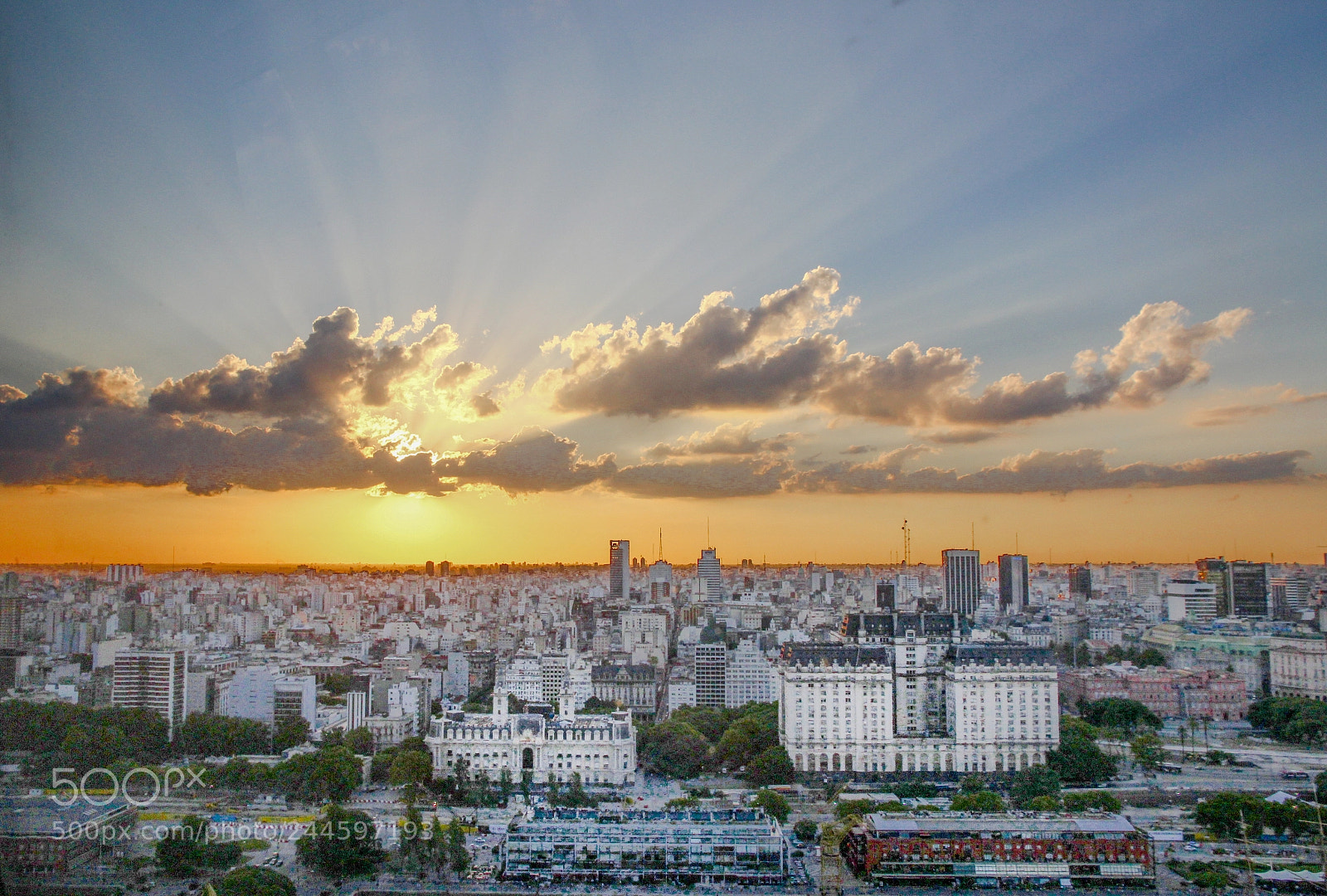Canon EOS 1200D (EOS Rebel T5 / EOS Kiss X70 / EOS Hi) sample photo. Sunset in buenos aires photography