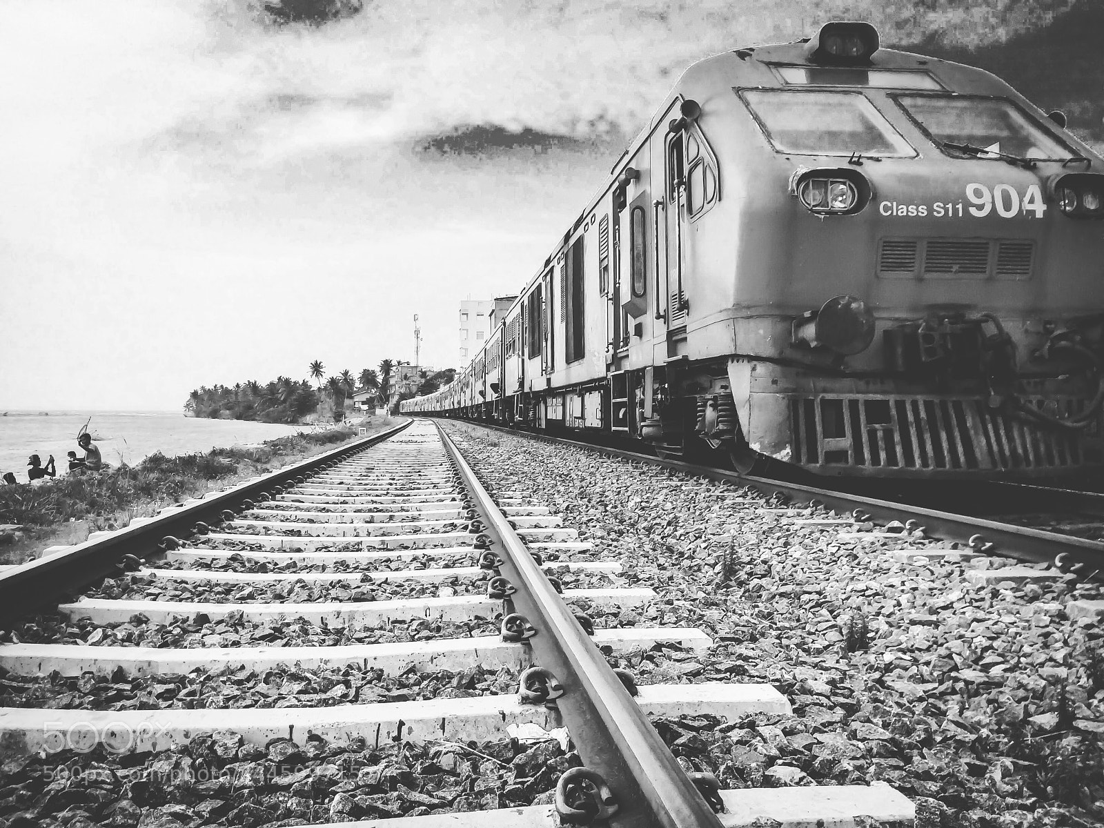 Apple iPhone 5s sample photo. S11 train photography