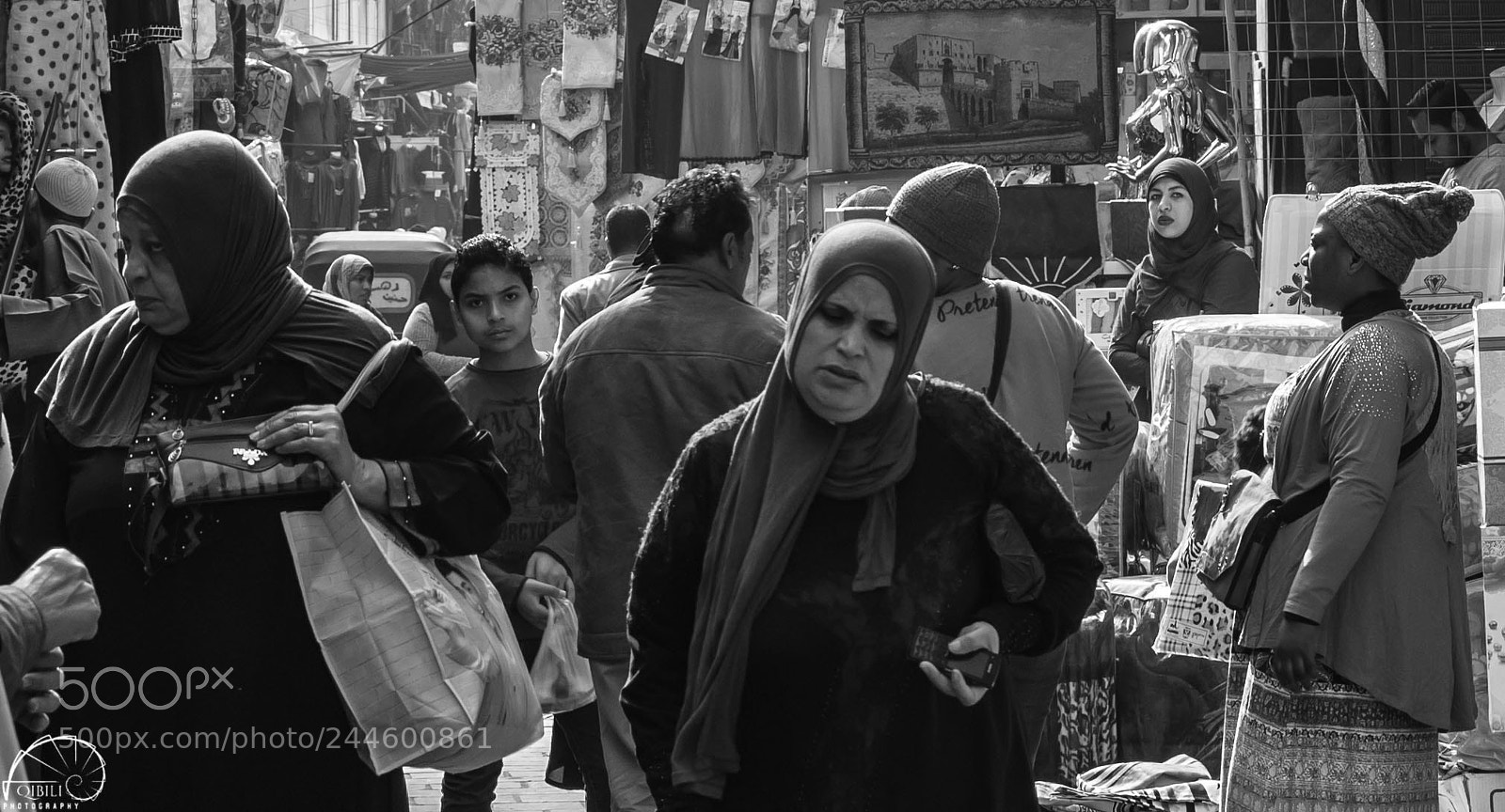 Sony a7 II sample photo. Faces in el-moez st. photography